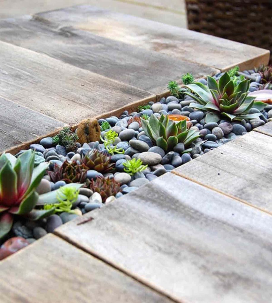 View of 31+ Gorgeous Built-In Planter Box Ideas for Indoor and Outdoor Spaces ...