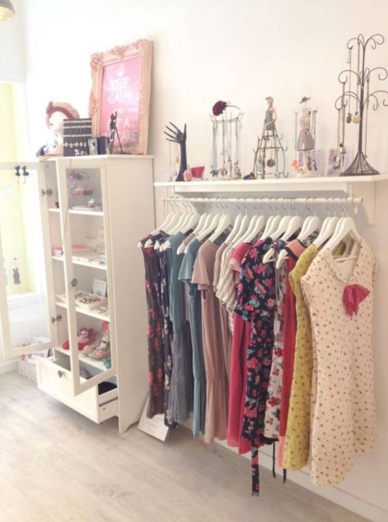 13 Creative Ways To Create a Wardrobe With Low Budget