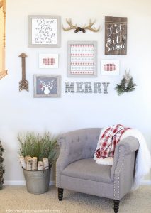 67+ Stunning Christmas Wall Decorating Ideas That Will Wow Your Guests 2024