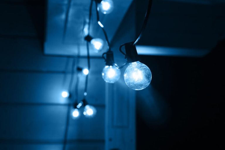 What Does The Color Of A Porch Light Mean? (Red, Purple, Blue) 2024