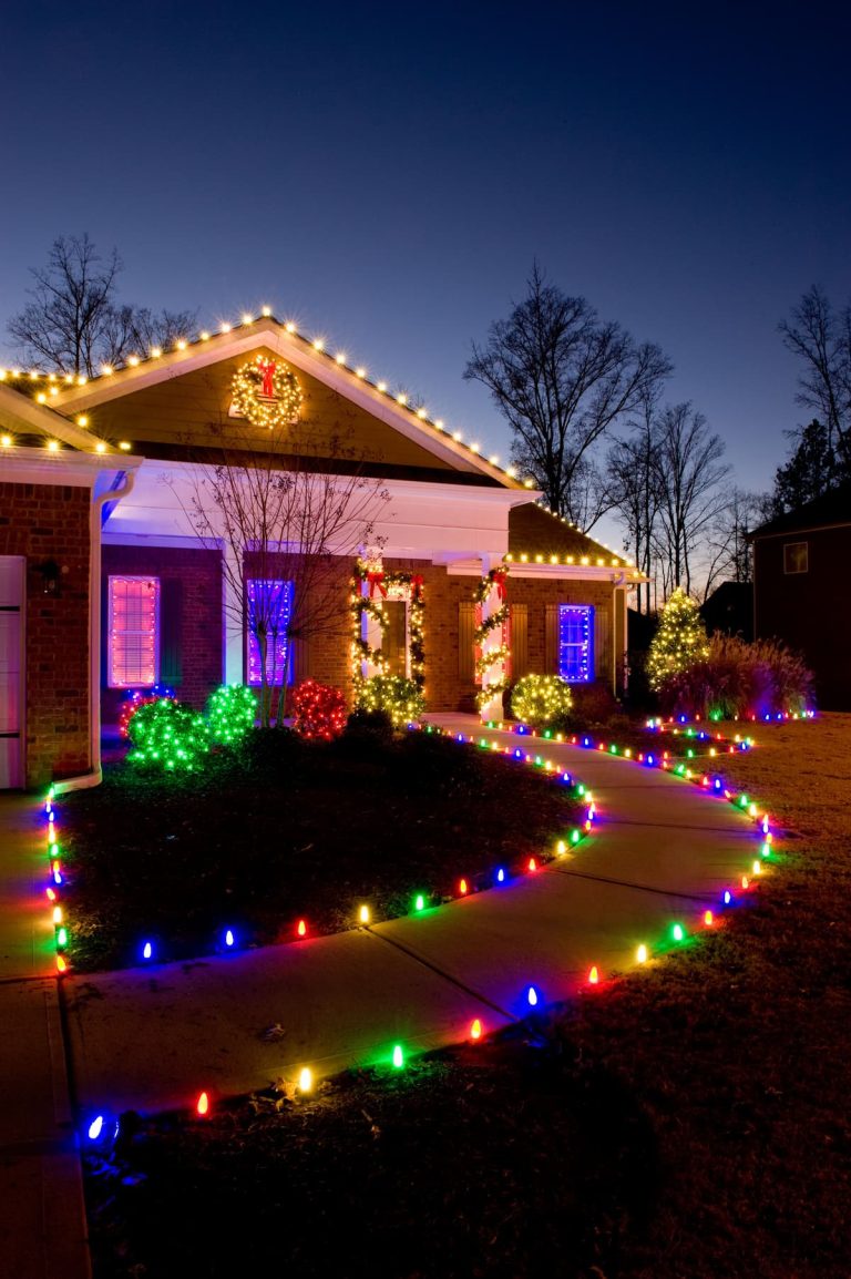 25+ Best Driveway Lighting Ideas and Designs For Your Outdoor (2024)