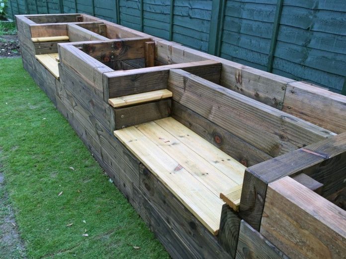 25+ Easy & Inexpensive Waist High Raised Garden Bed Ideas & Plans