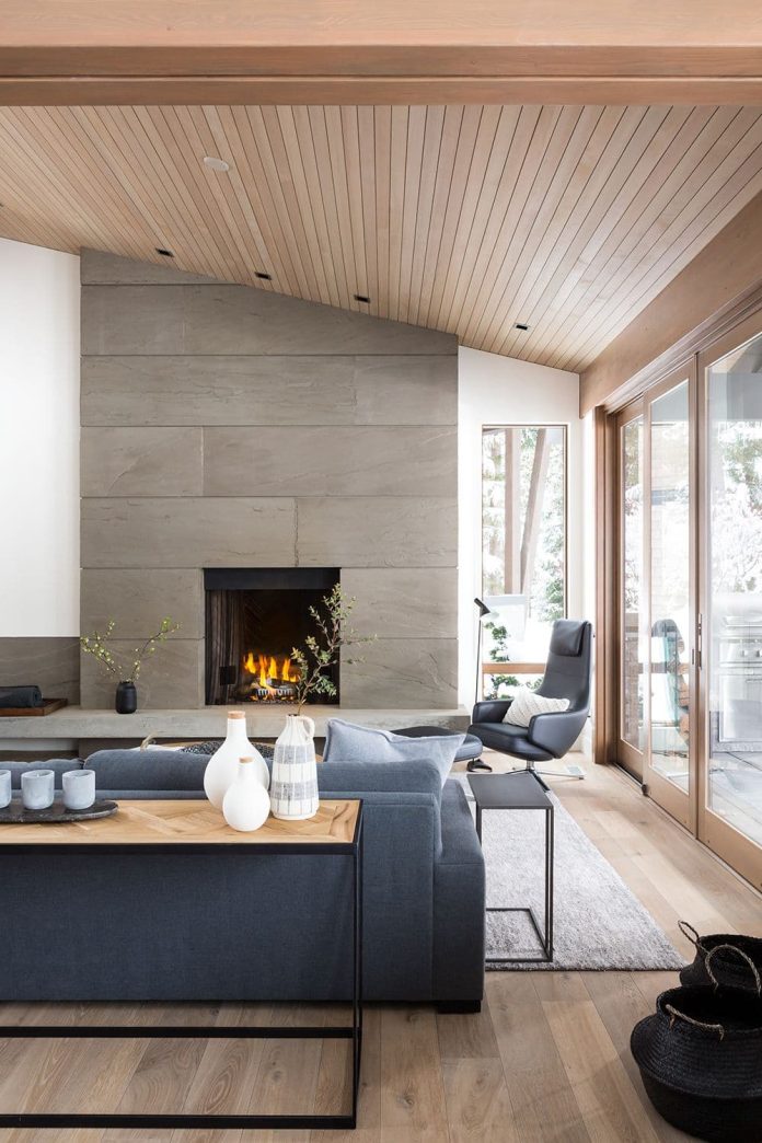 36+ Best Stone Fireplace Ideas and Designs (With Photos) For 2024