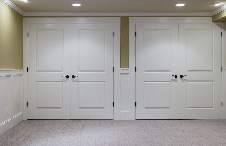 15+ Popular Types Of Closet Doors & Their Pros and Cons (With Pictures)