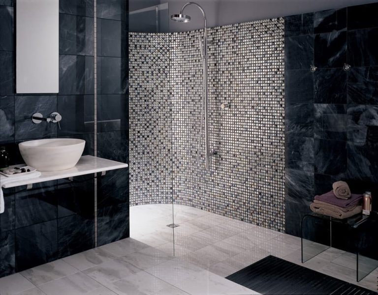 What Color Walls Go with Gray Tile Bathroom? (25 Ideas for 2024)