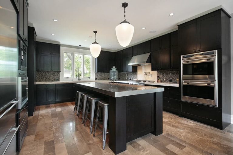 What Color Wood Floor With Dark Cabinets? (25 Ideas) - FarmFoodFamily