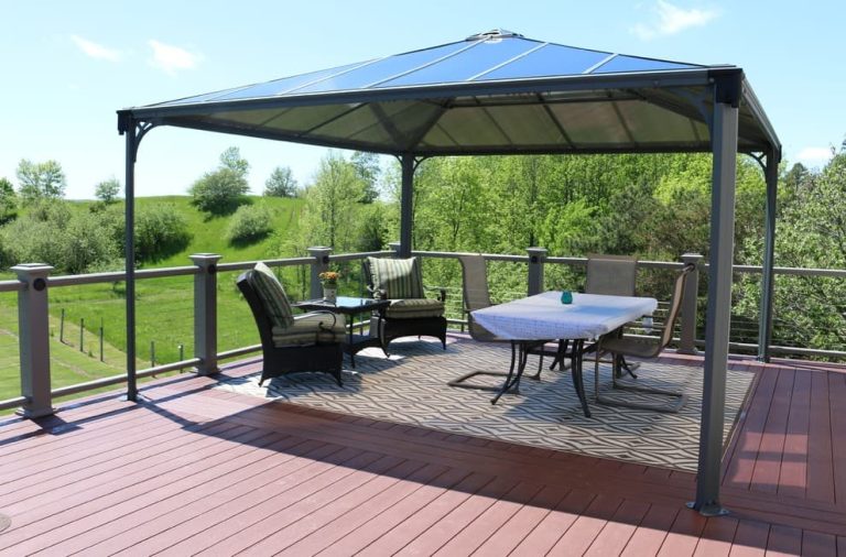 35+ Best Deck Shade Ideas and Designs (With Pictures) For 2024
