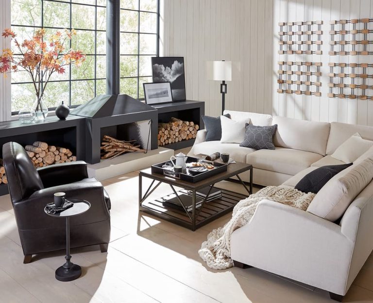 25+ Beautiful White Couch Living Room Ideas and Designs (With Photos)