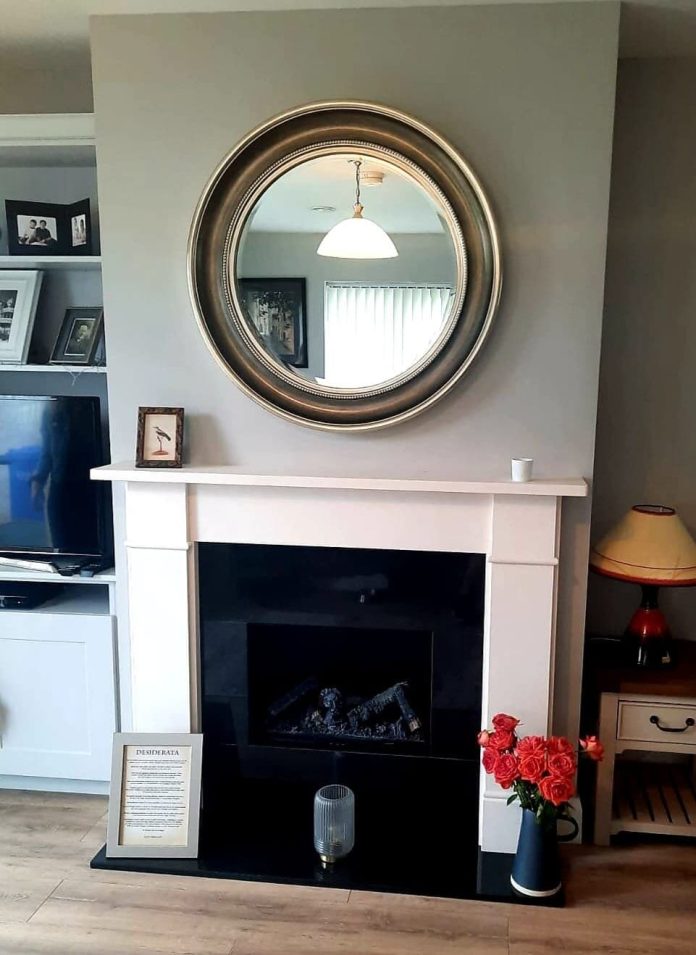 What Color Is Pewter? (25 Best Colors Go With Pewter In Home Decor)