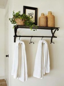 35+ Creative DIY Bathroom Towel Rack Ideas and Designs (Photos)