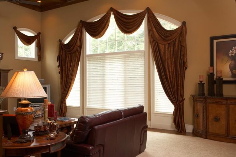 What Color Curtains Go With Yellow Walls? (17 Best Ideas in 2024)