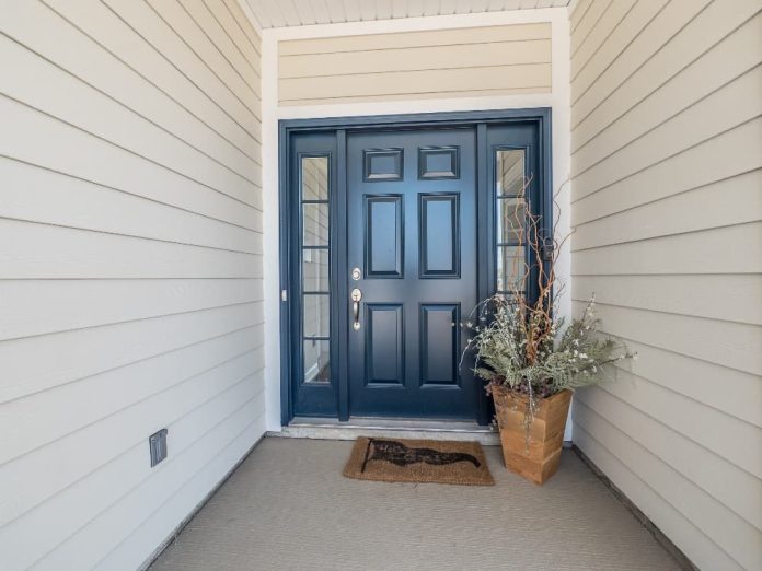 45 Best Front Door Colors for a White House From Professional Painters ...