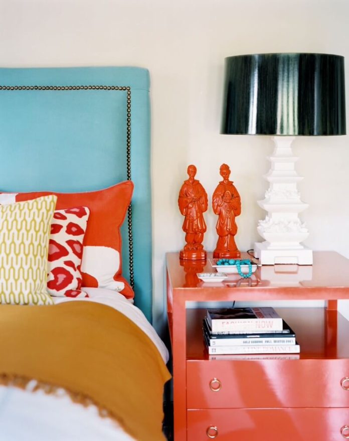 20 Colors That Go Well With Teal In Your Home Decor (2024)