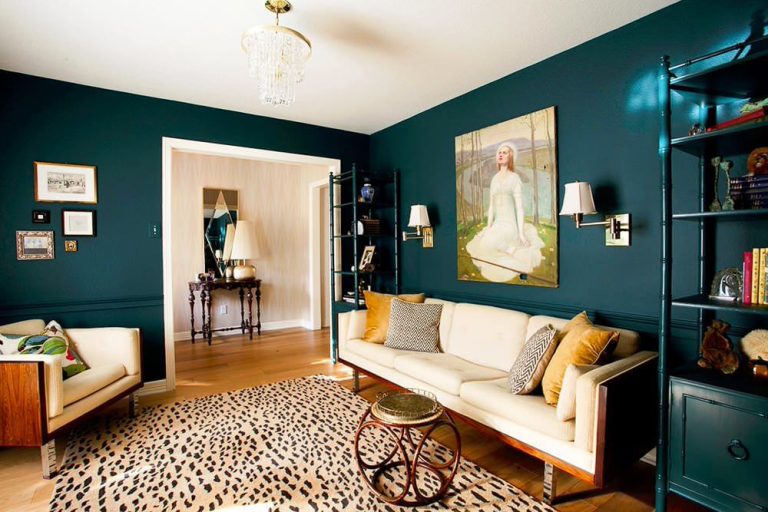 20 Colors That Go Well With Teal In Your Home Decor (2024)