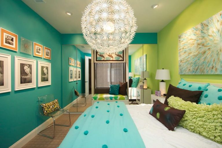 20 Colors That Go Well With Teal In Your Home Decor (2024)