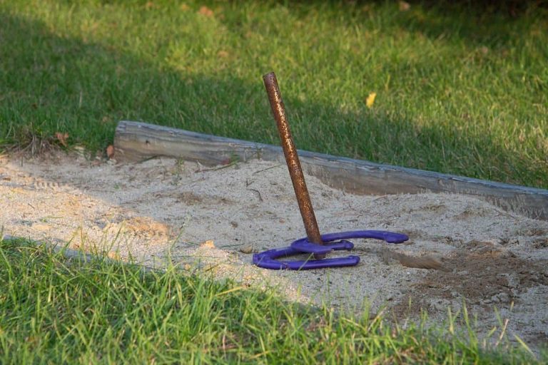 How to Create a Horseshoe Pit Dimensions and Instructions