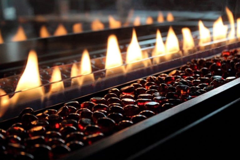 7 Reasons Why Does Gas Fireplace Keep Going Out? How To Fix