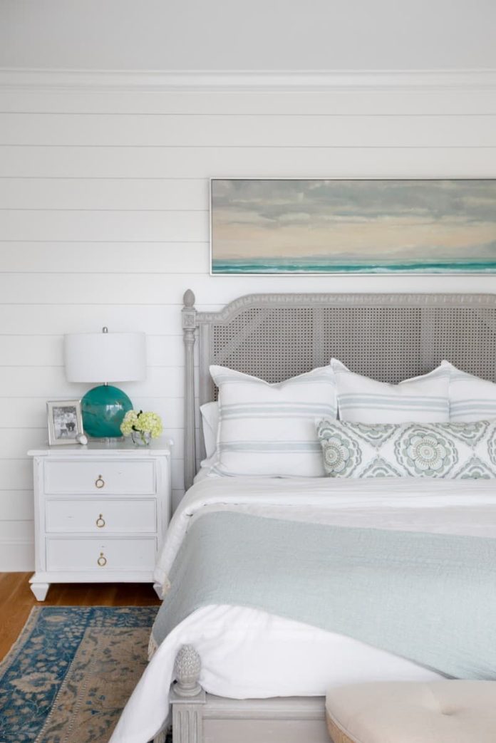 20 Shiplap Accent Wall Ideas to Make Your Home Look Amazing