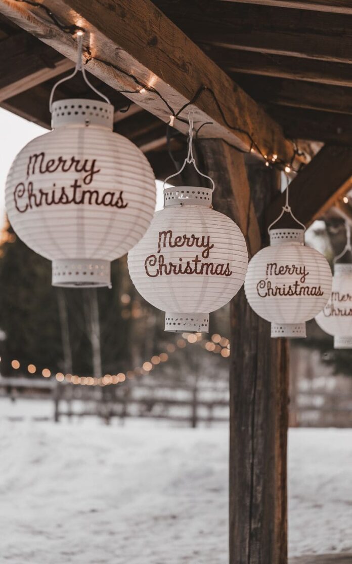 40+ Magical Christmas Lantern Decor Ideas to Light Up Your Holidays (2025)